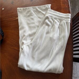 Hollister Cream Sweatpants
